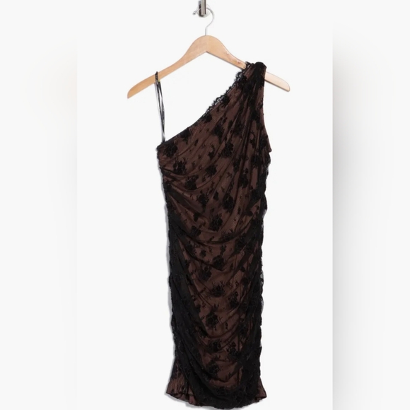 BCBG Maxazria One-Shoulder Floral Aplique Lace Dress Ruched Mini Black Size 10 M - Picture 4 of 14